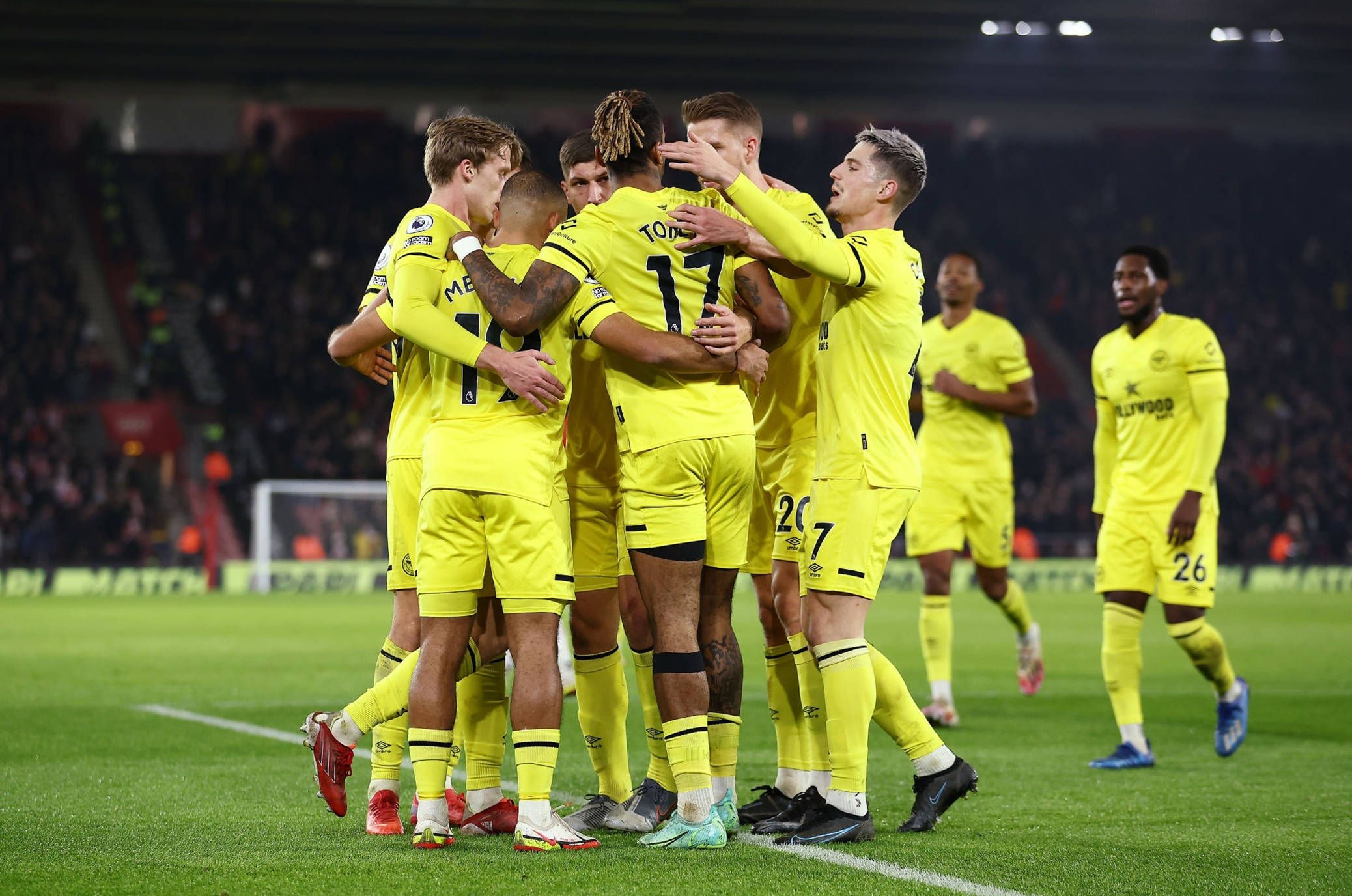 [天下足球]1比3到4比3 勒沃库森再现逆转好戏.